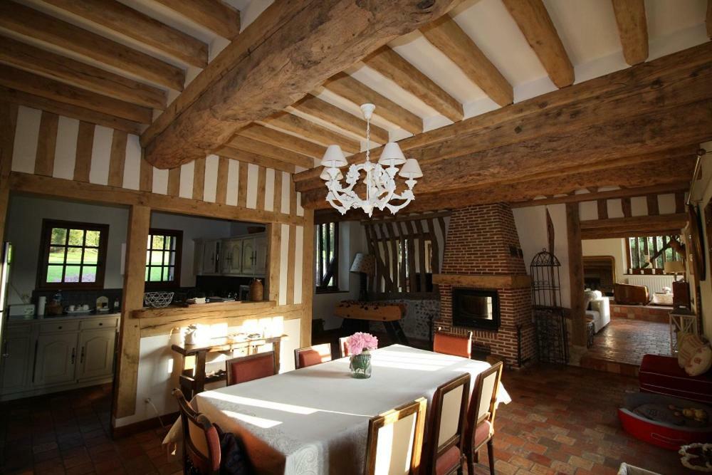 Maison Normande De Caractere A Colombages Saint-Hymer Dış mekan fotoğraf